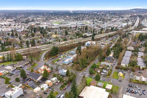 1337 Lincoln Street Bellingham WA 98229