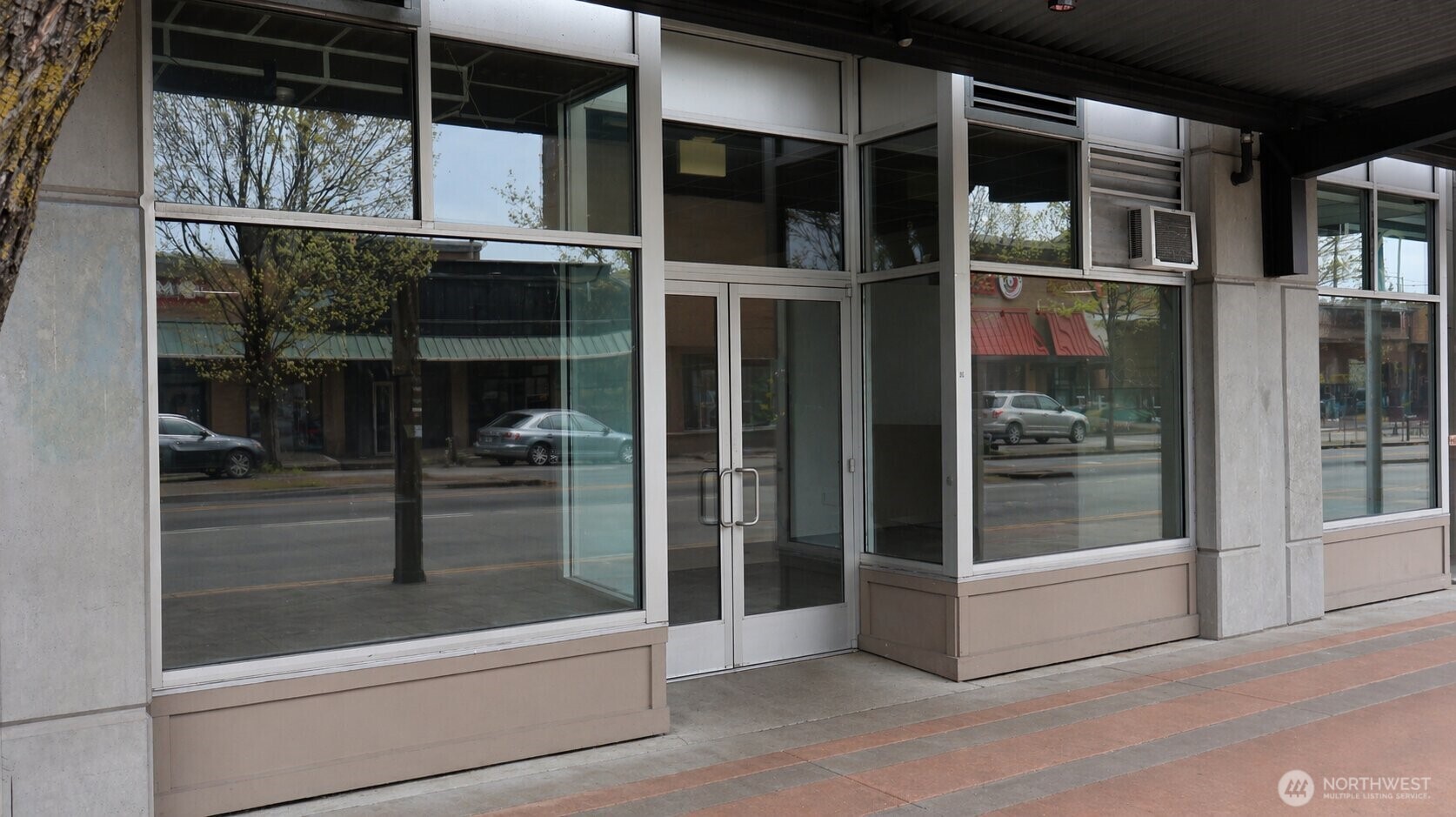 12518 Lake City Way NE Seattle WA 98125