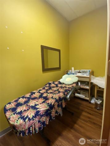 14007 Highway 99 Lynnwood WA 98087