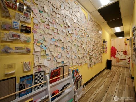 1580 NW Gilman Boulevard Issaquah WA 98027