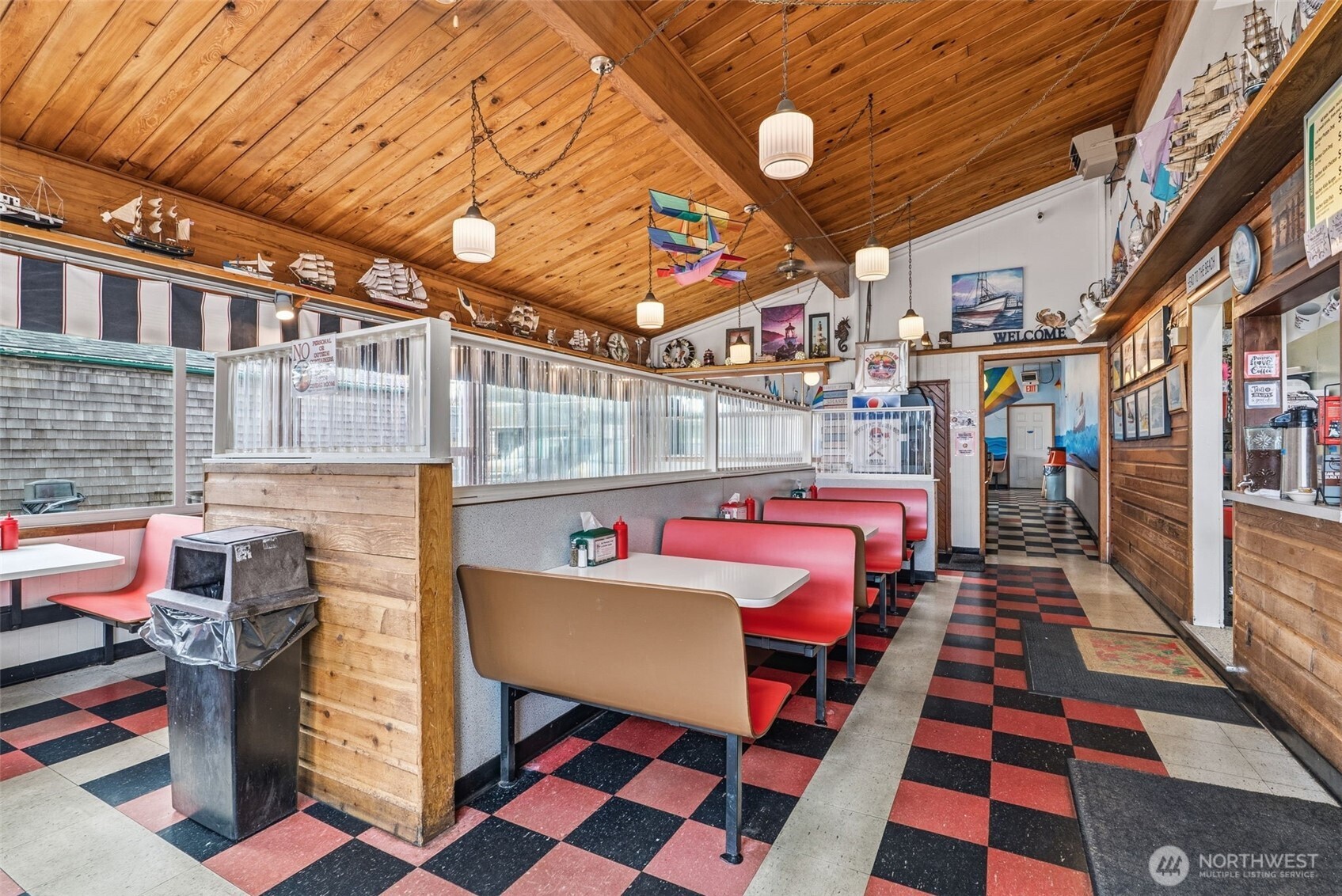 313 Pacific Avenue S Long Beach WA 98631