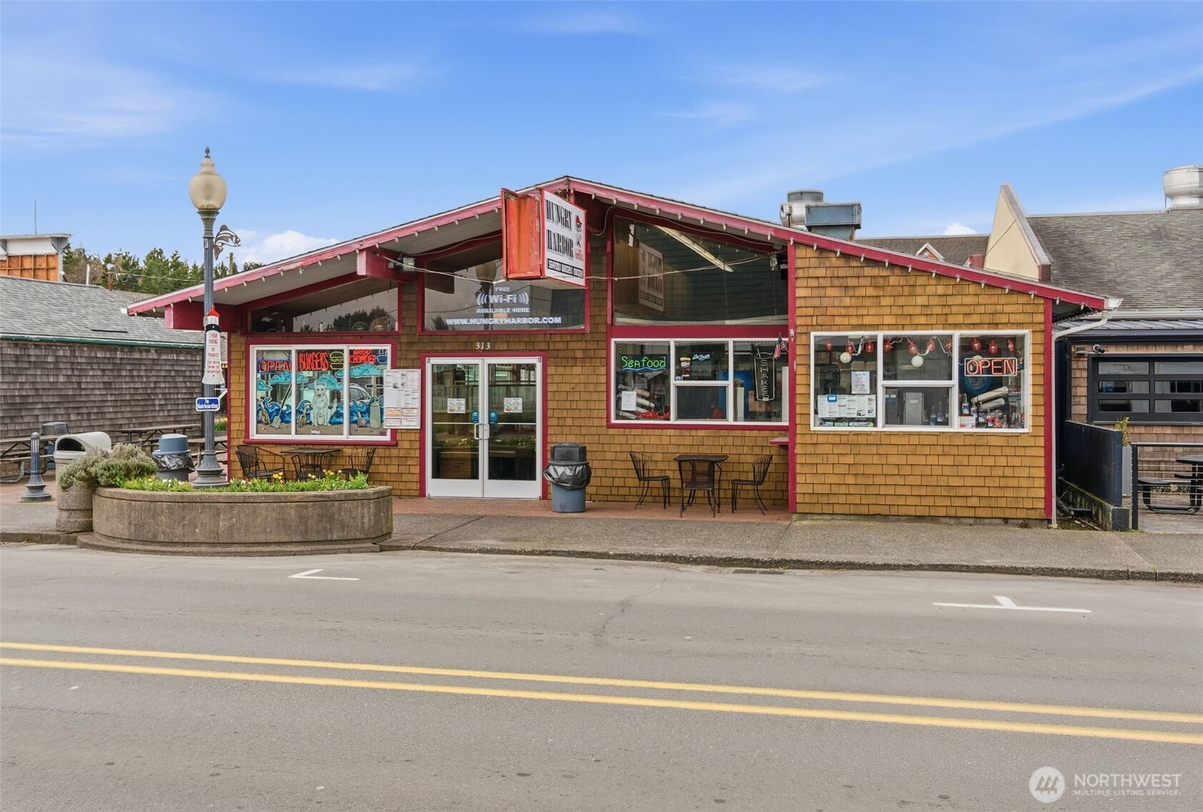 313 Pacific Avenue S Long Beach WA 98631