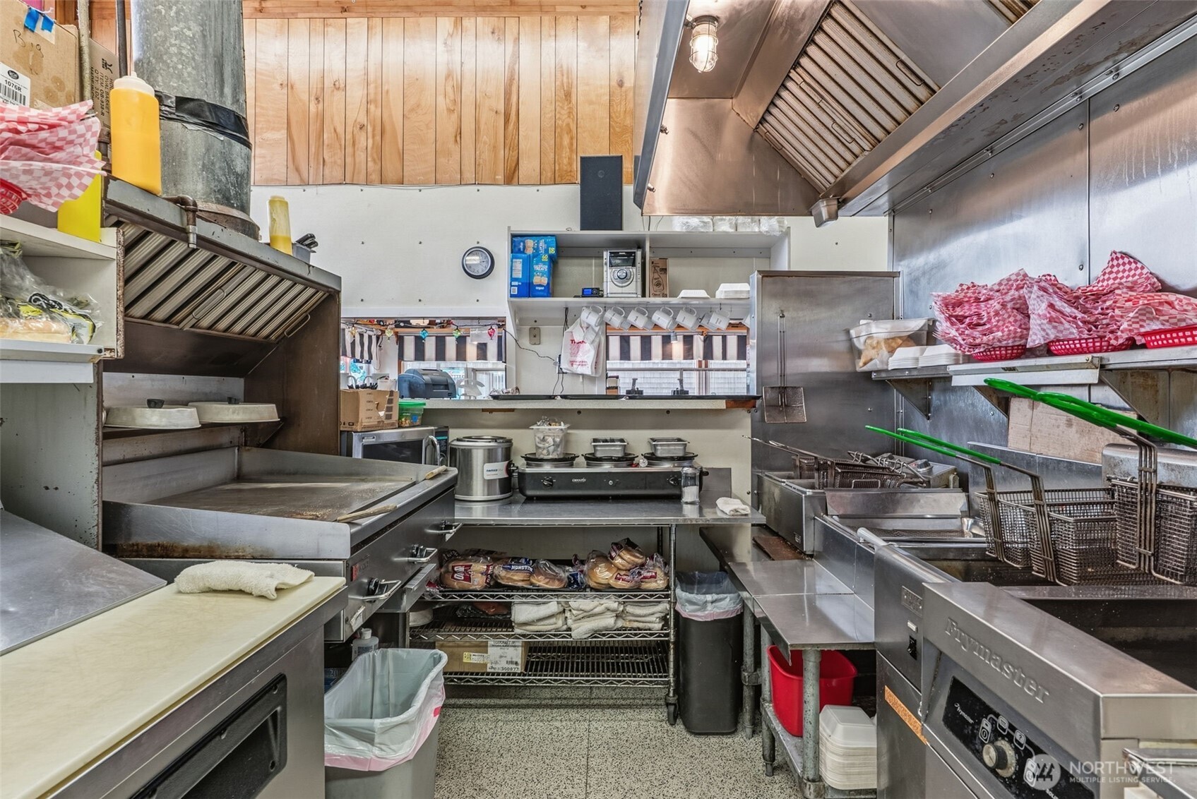 313 Pacific Avenue S Long Beach WA 98631