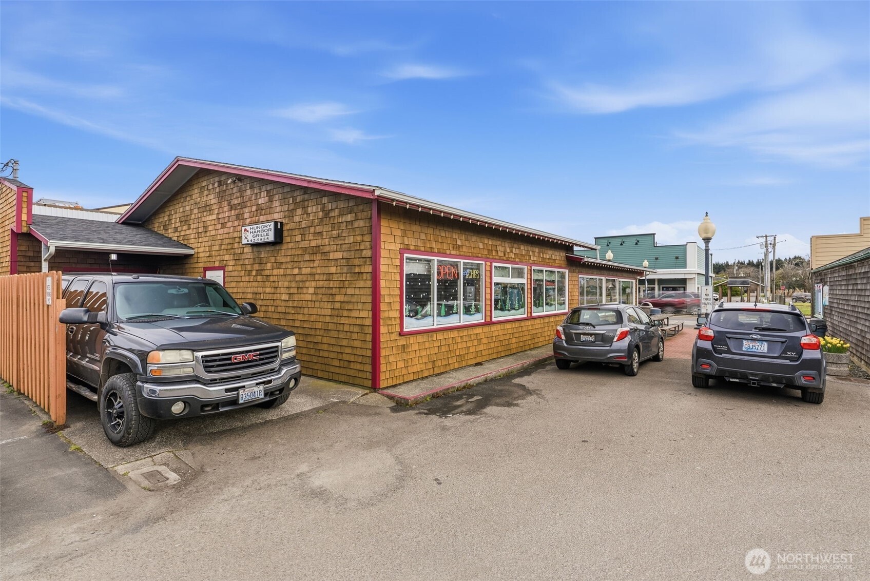 313 Pacific Avenue S Long Beach WA 98631