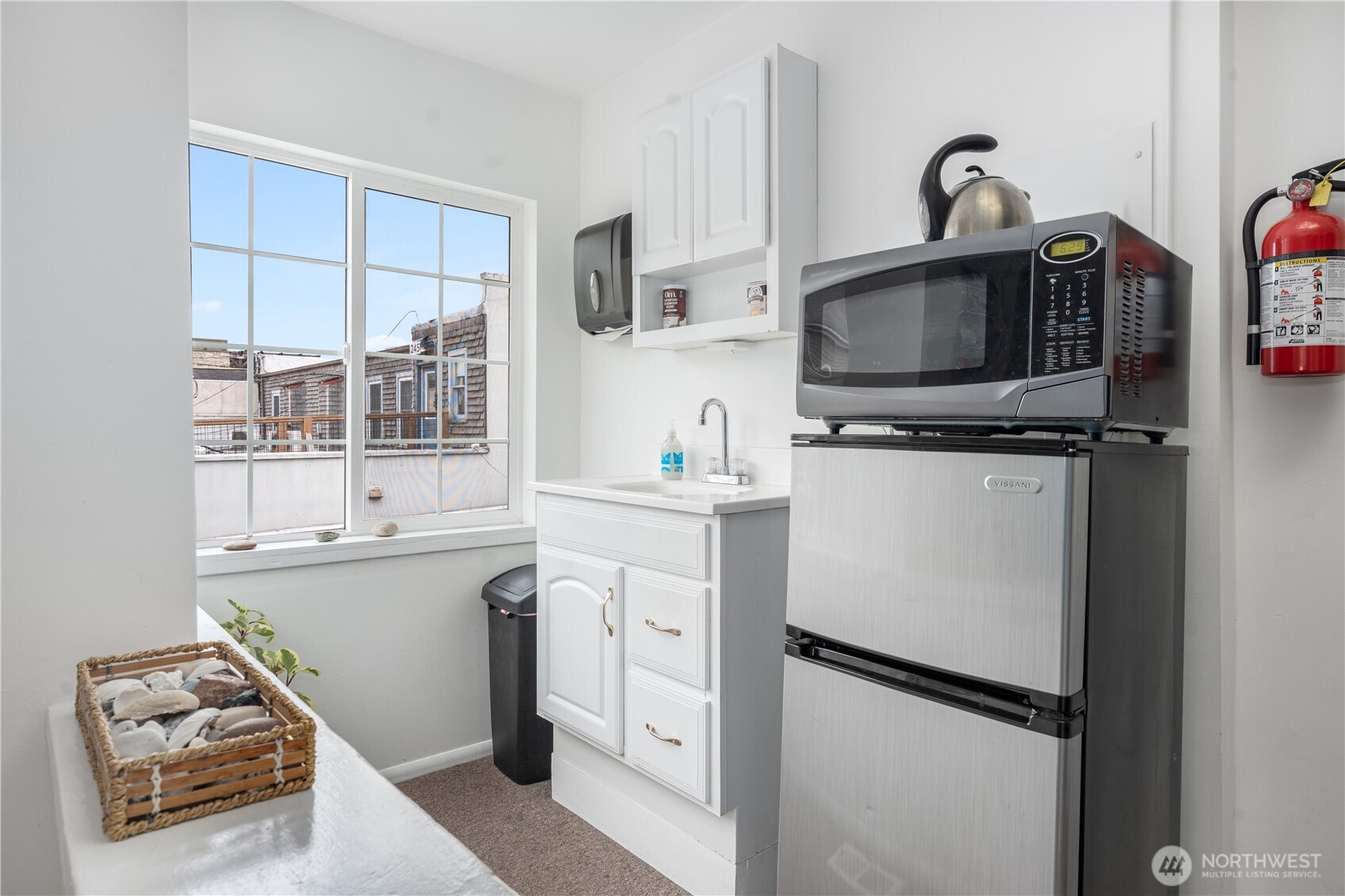 18978 Front Street NE Poulsbo WA 98370