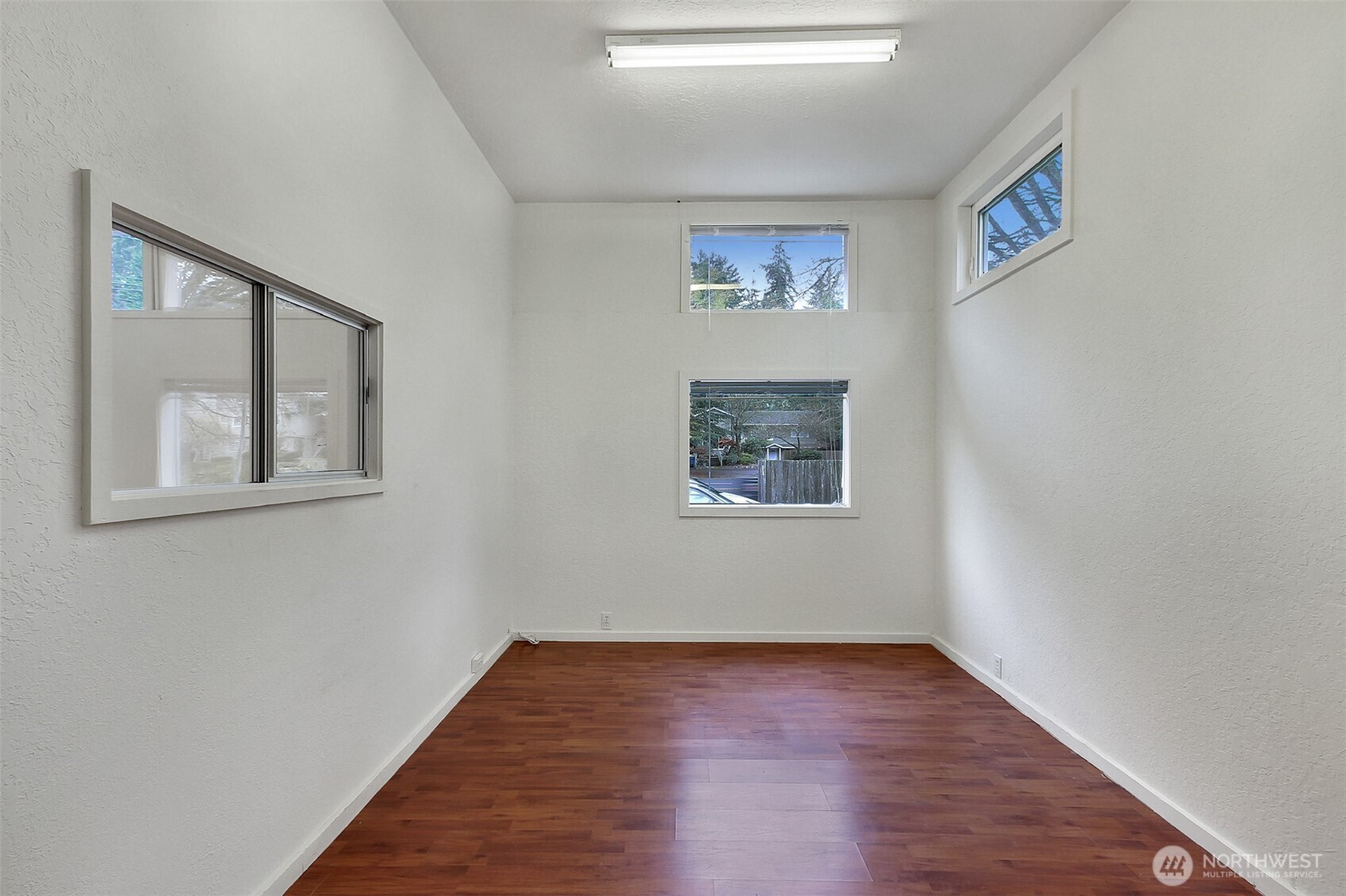 23631 Edmonds Way Edmonds WA 98026