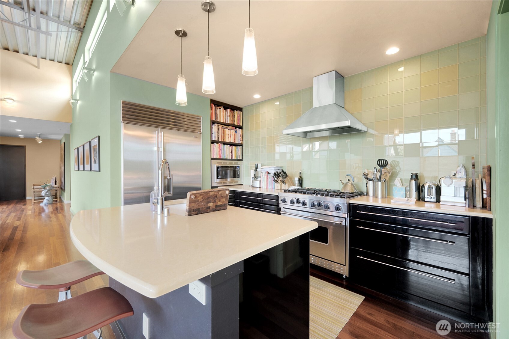 160 Roy Street Seattle WA 98109
