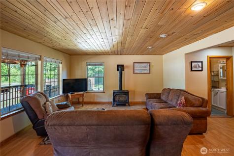 1454 Old Highway 97 Malott WA 98829