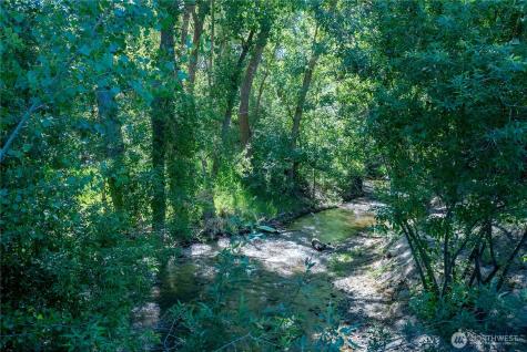 1454 Old Highway 97 Malott WA 98829