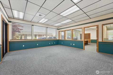 123 E Johnson Street Chelan WA 98816