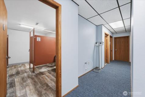123 E Johnson Street Chelan WA 98816