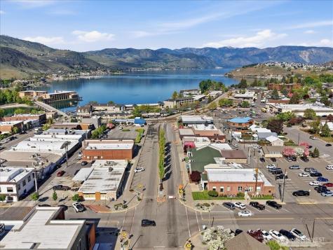 123 E Johnson Street Chelan WA 98816