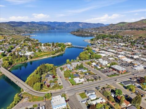 123 E Johnson Street Chelan WA 98816