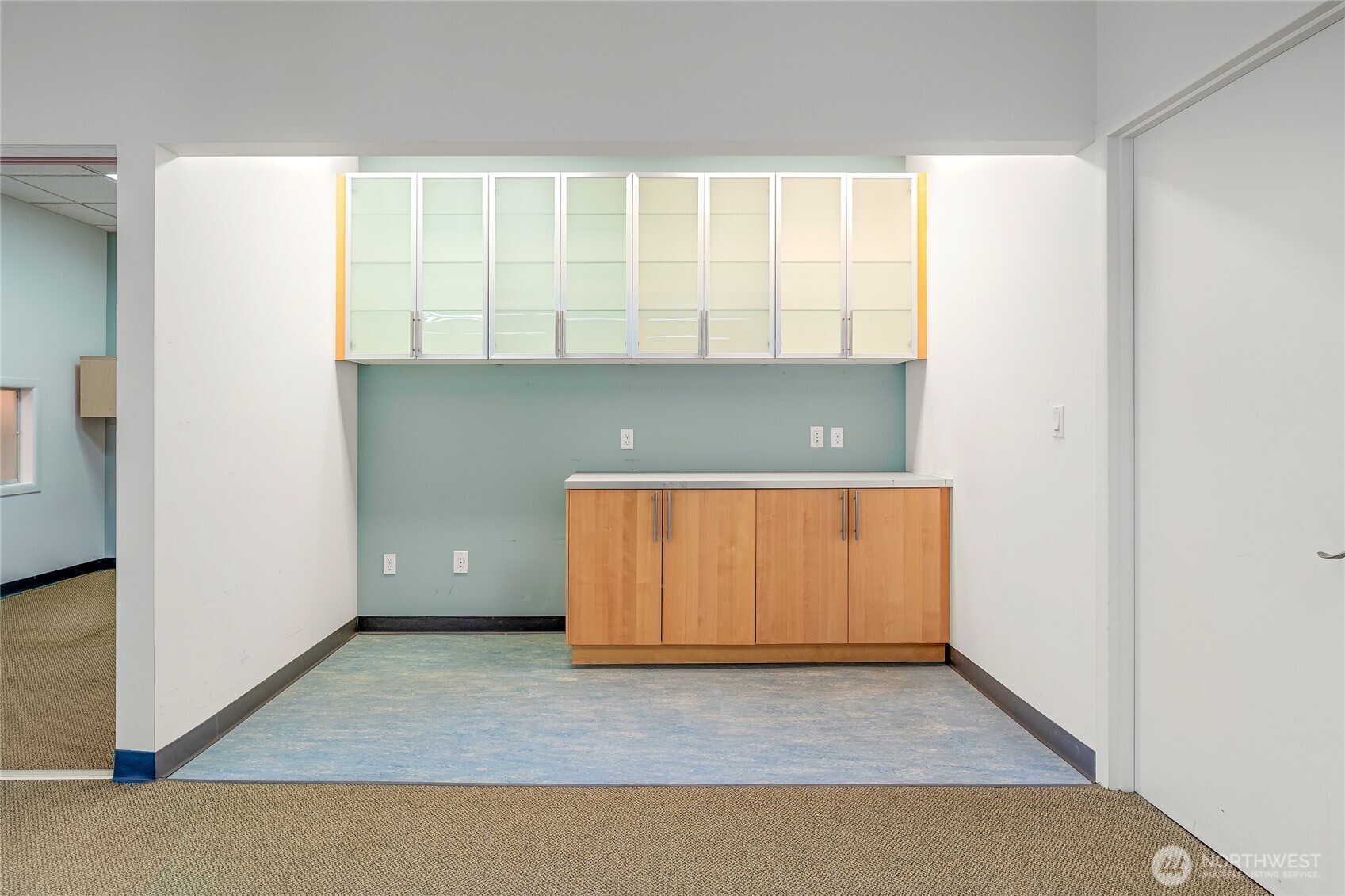 9057 Greenwood Avenue N Seattle WA 98103