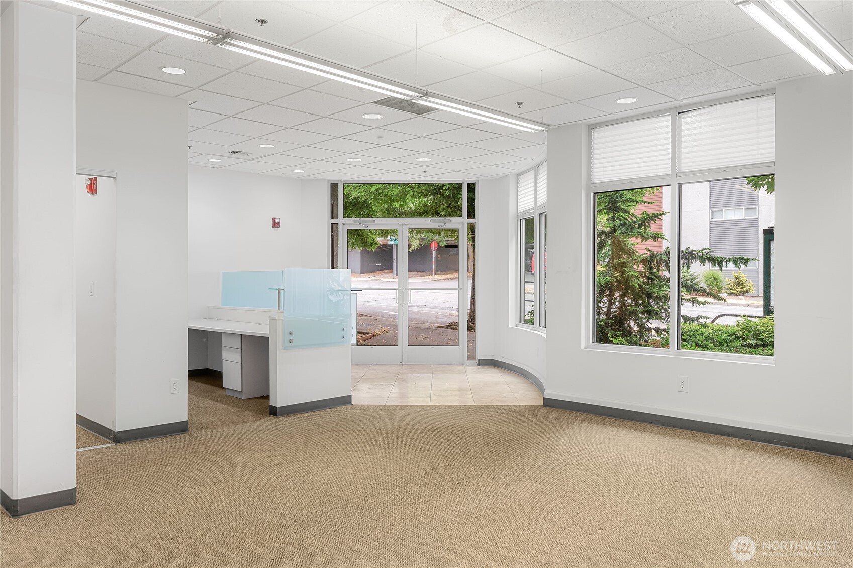 9057 Greenwood Avenue N Seattle WA 98103