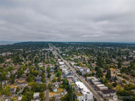 9057 Greenwood Avenue N Seattle WA 98103