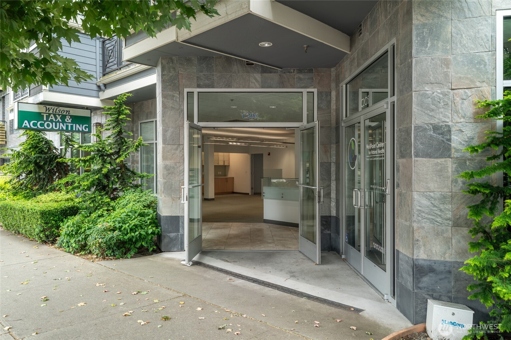 9057 Greenwood Avenue N Seattle WA 98103