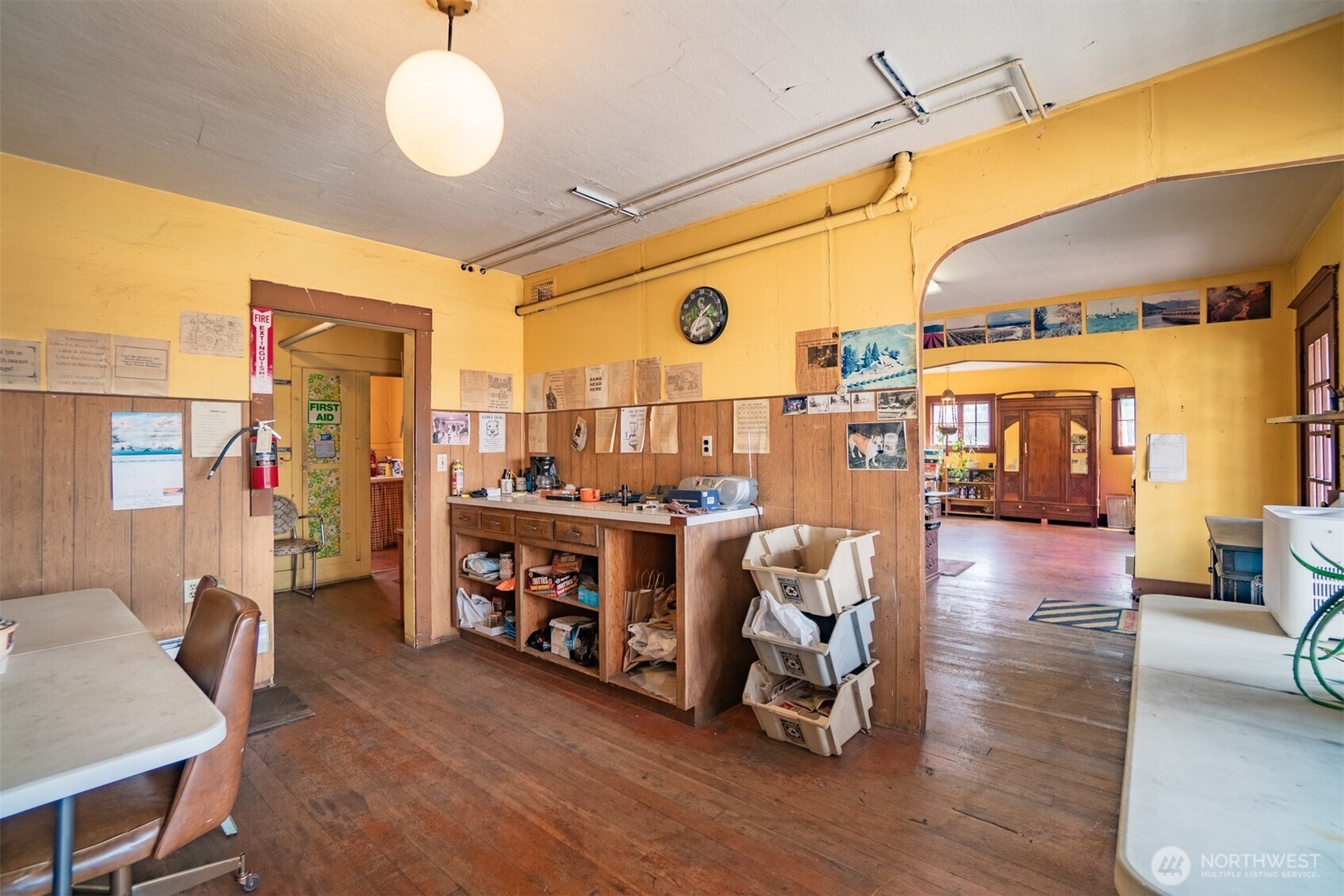 1109 Valley Avenue NW Puyallup WA 98371