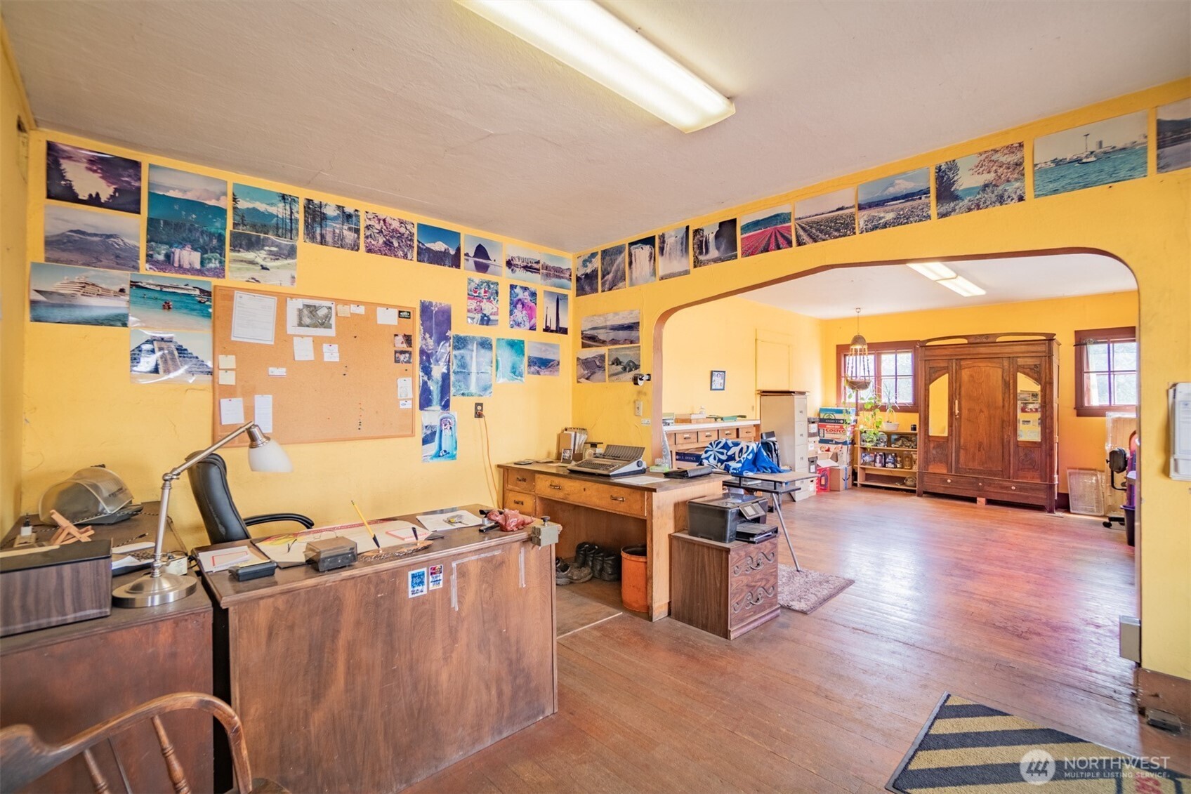 1109 Valley Avenue NW Puyallup WA 98371