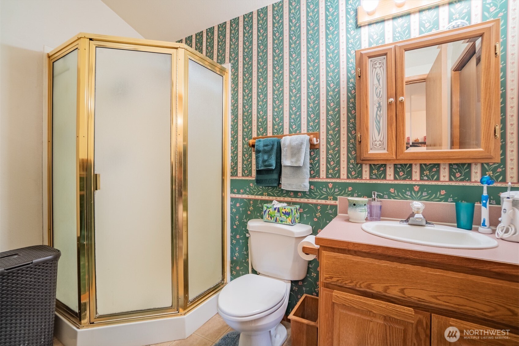 1109 Valley Avenue NW Puyallup WA 98371