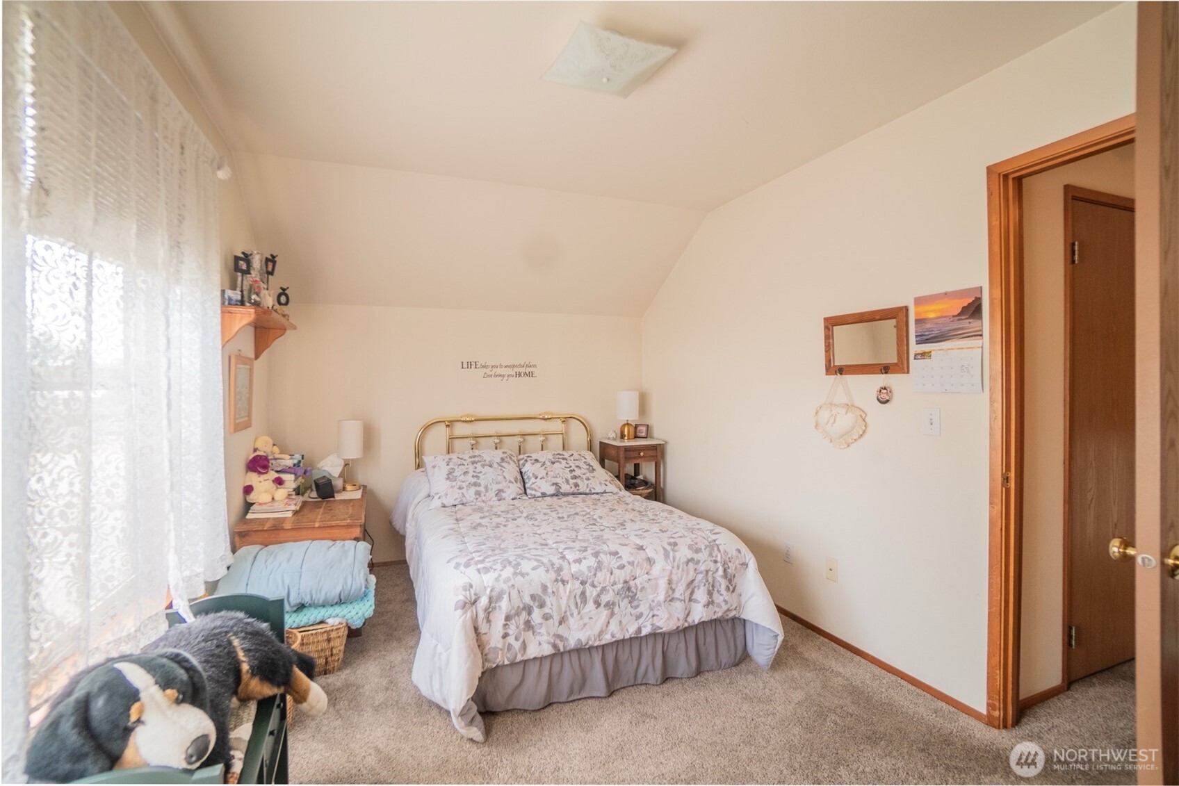 1109 Valley Avenue NW Puyallup WA 98371