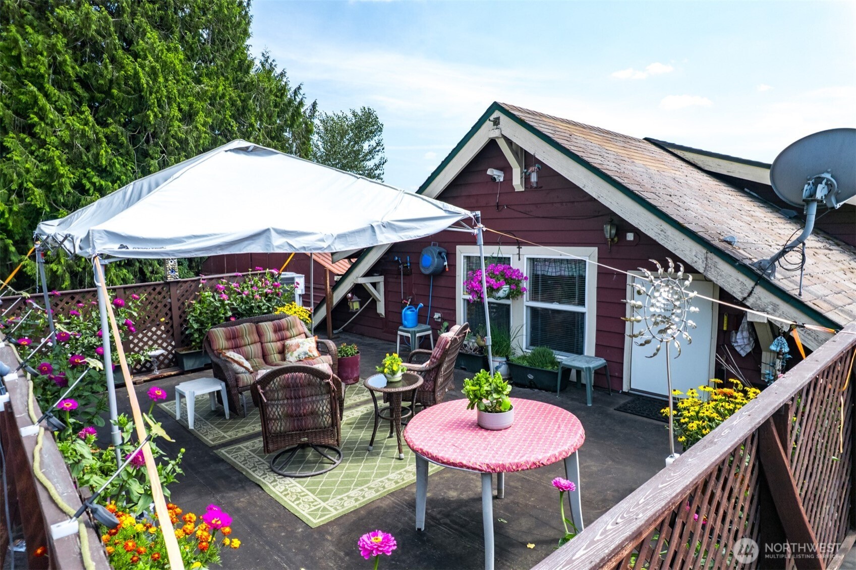 1109 Valley Avenue NW Puyallup WA 98371