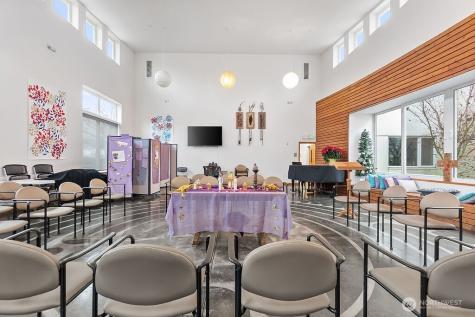 1322 S Bayview Seattle WA 98144