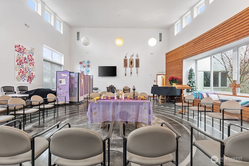1322 S Bayview Seattle WA 98144