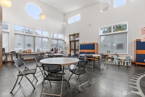 1322 S Bayview Seattle WA 98144
