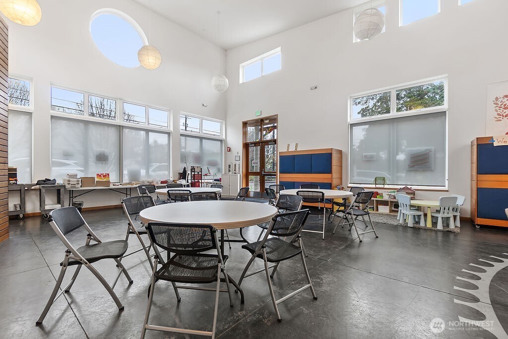 1322 S Bayview Seattle WA 98144