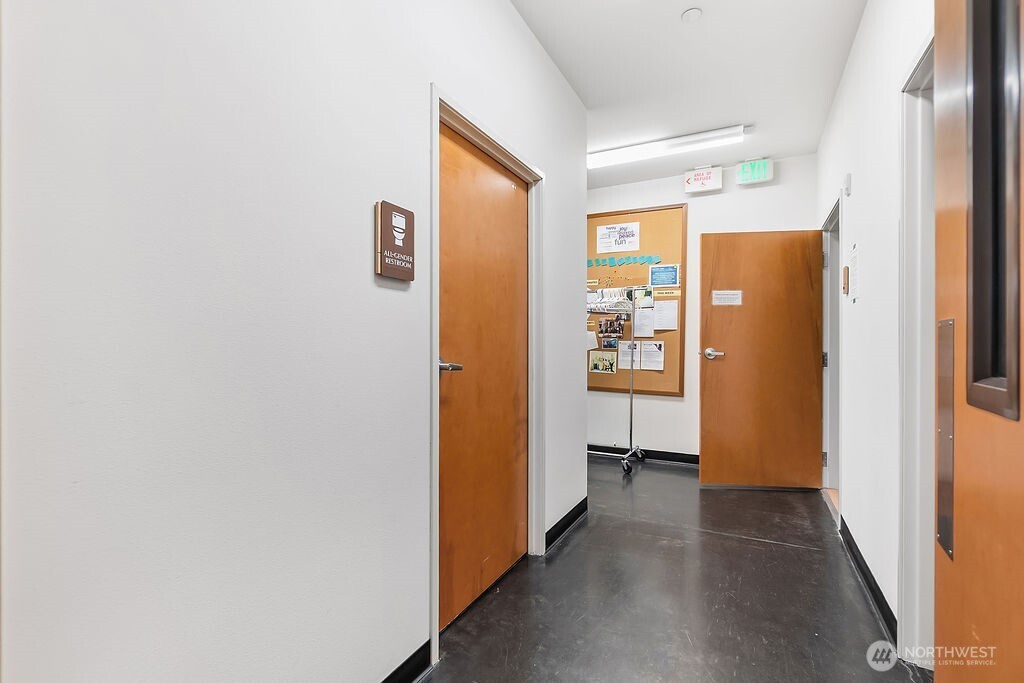 1322 S Bayview Seattle WA 98144
