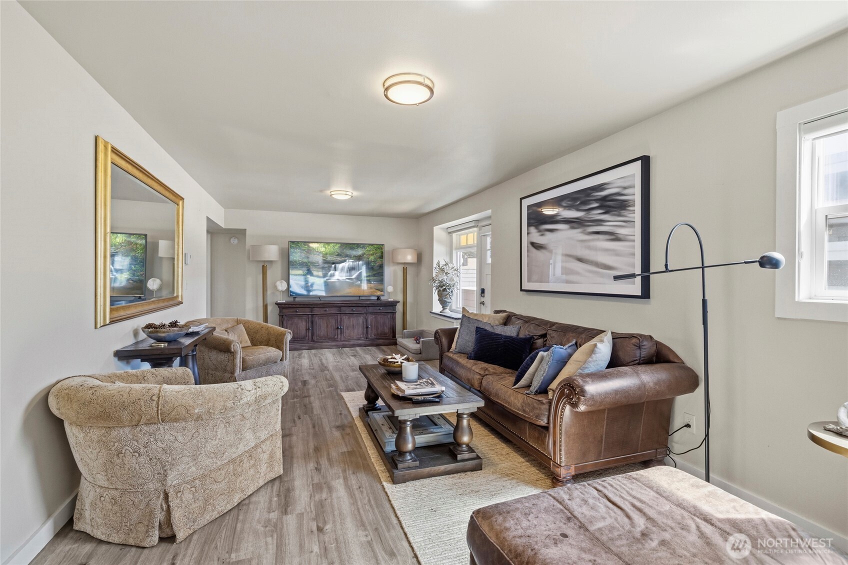 101 S 1st Street La Conner WA 98257