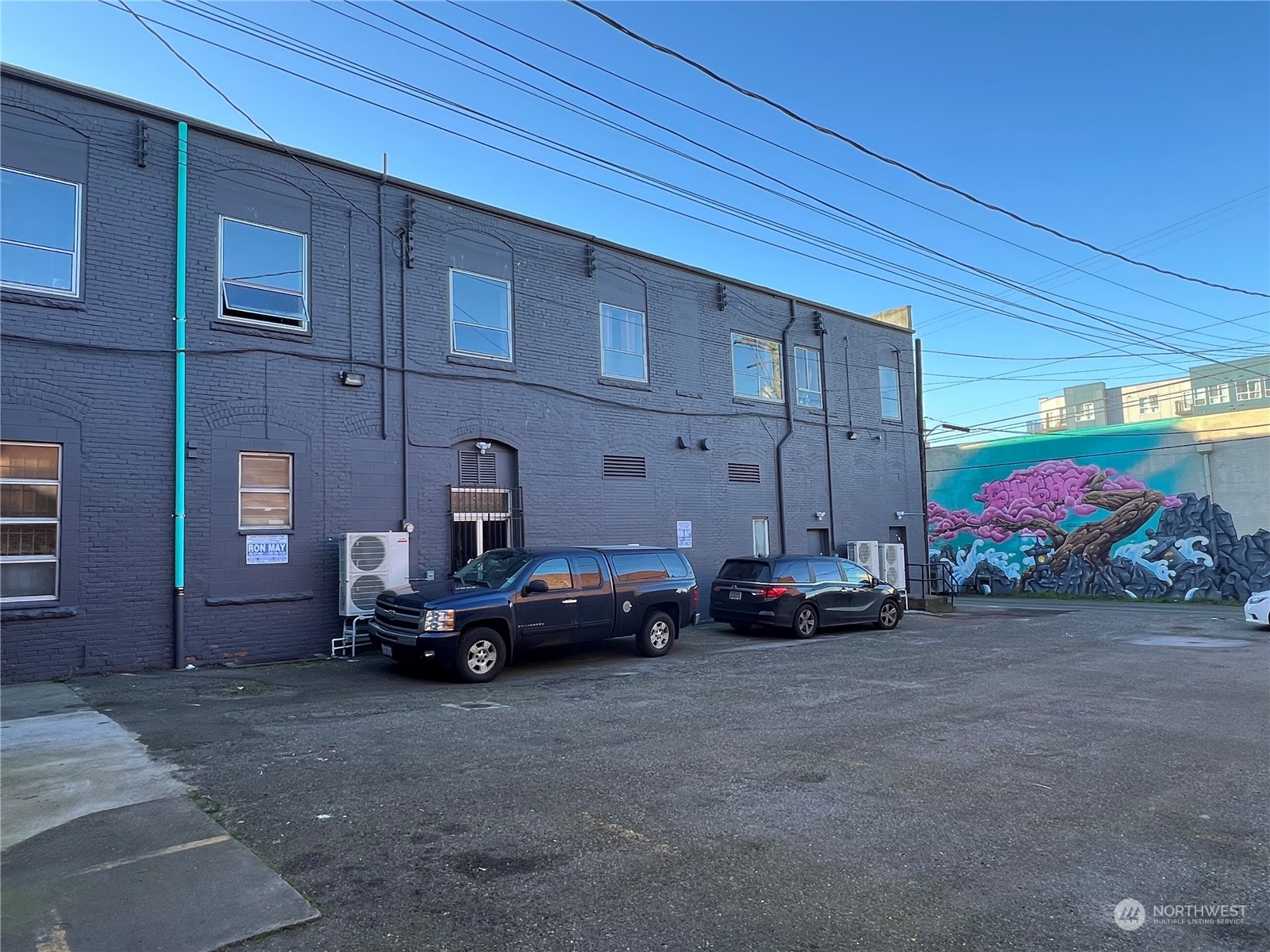 1313 Hewitt Avenue Everett WA 98201