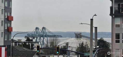 1313 Hewitt Avenue Everett WA 98201