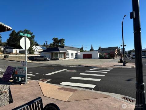 305 Whitcomb Avenue S Tonasket WA 98855
