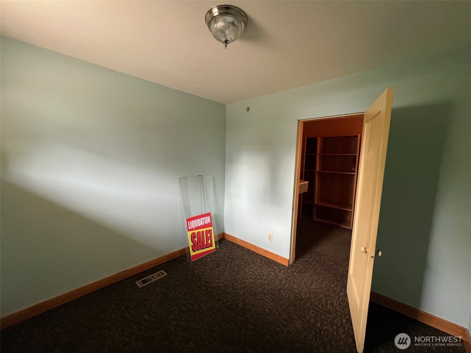 6915 Evergreen Way Everett WA 98203