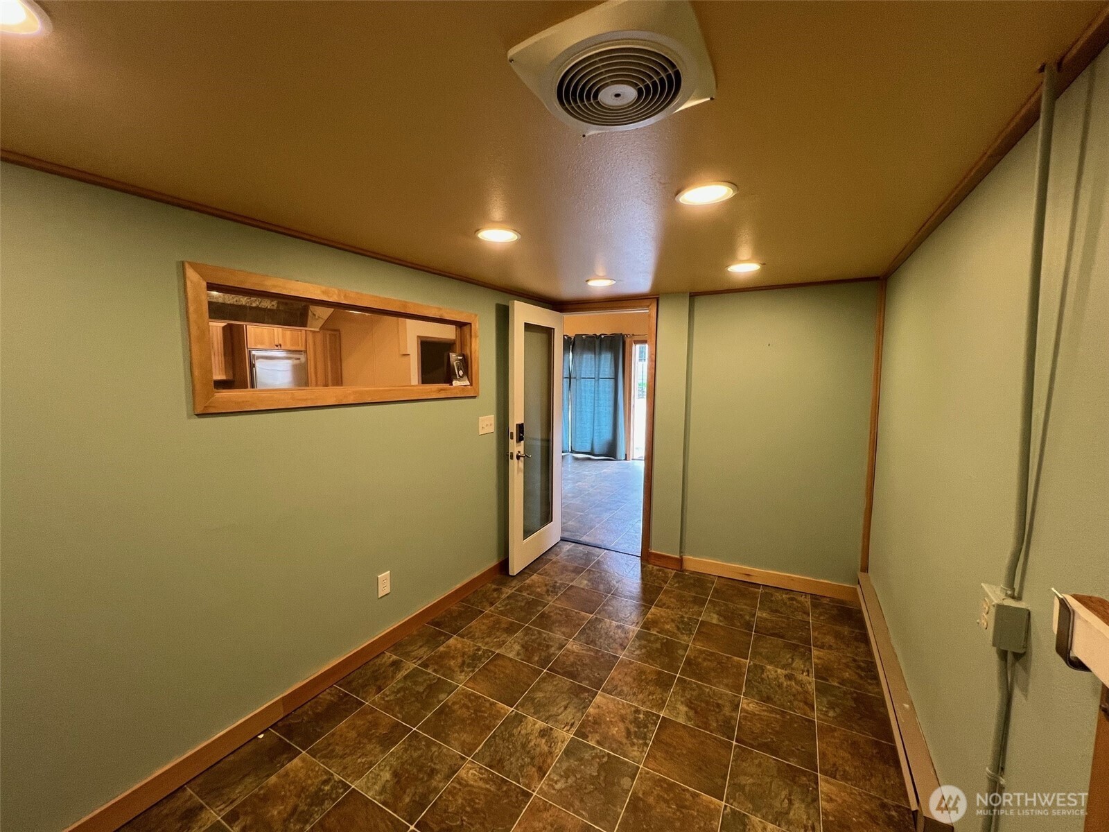 6915 Evergreen Way Everett WA 98203