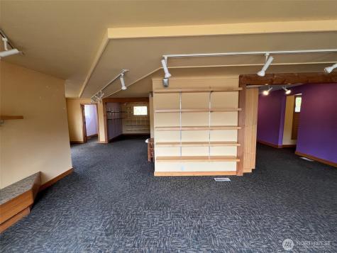 6915 Evergreen Way Everett WA 98203