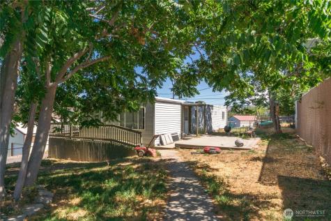 103 Seaton Avenue Grand Coulee WA 99133