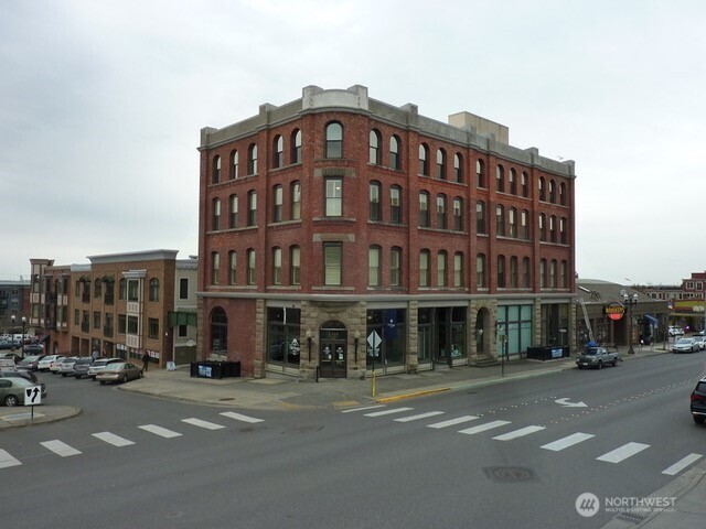 13111327 11th Street Bellingham WA 98225