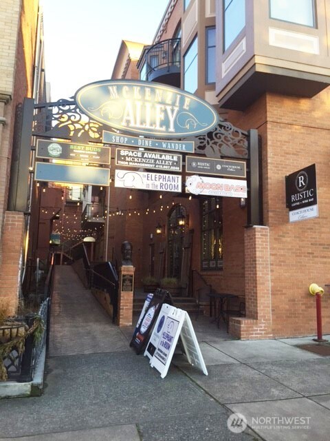 13111327 11th Street Bellingham WA 98225