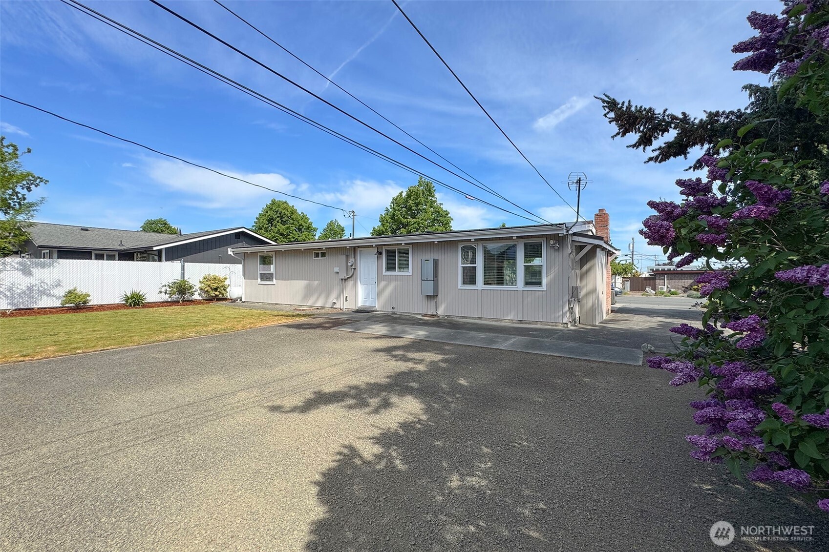 405 W Bell Street Sequim WA 98382