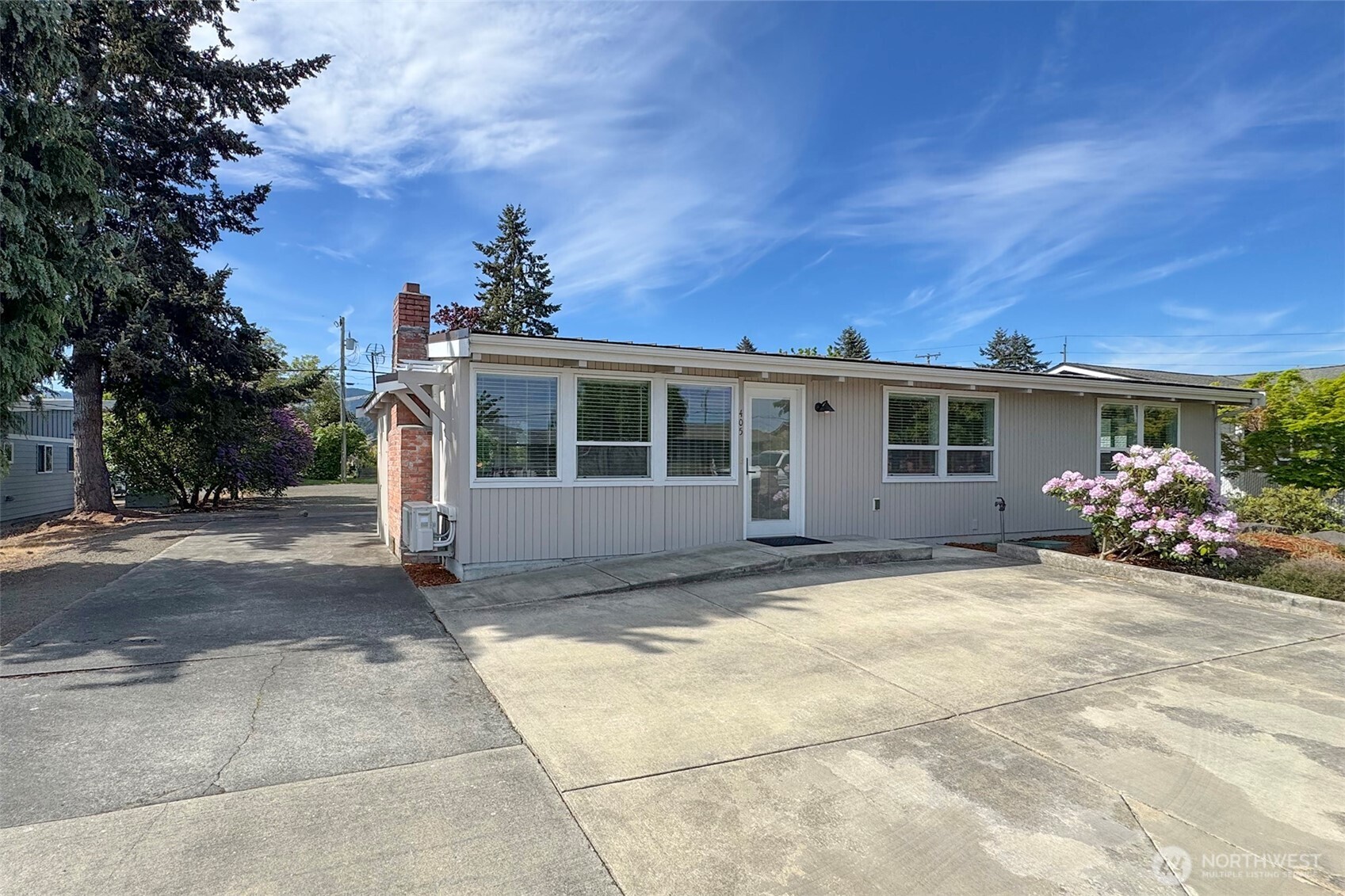 405 W Bell Street Sequim WA 98382