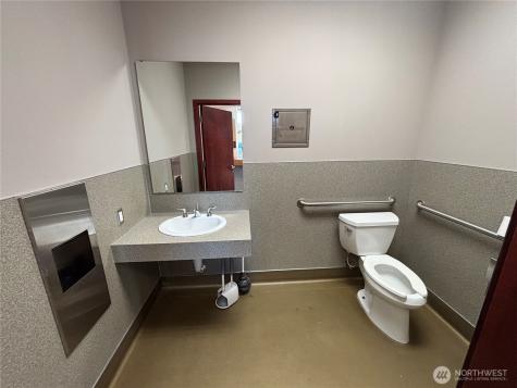 1725 Continental Place Mount Vernon WA 98273