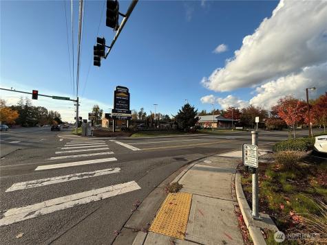 1725 Continental Place Mount Vernon WA 98273