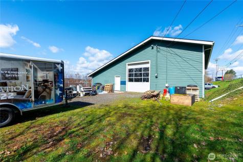 1101 N National Avenue Chehalis WA 98532