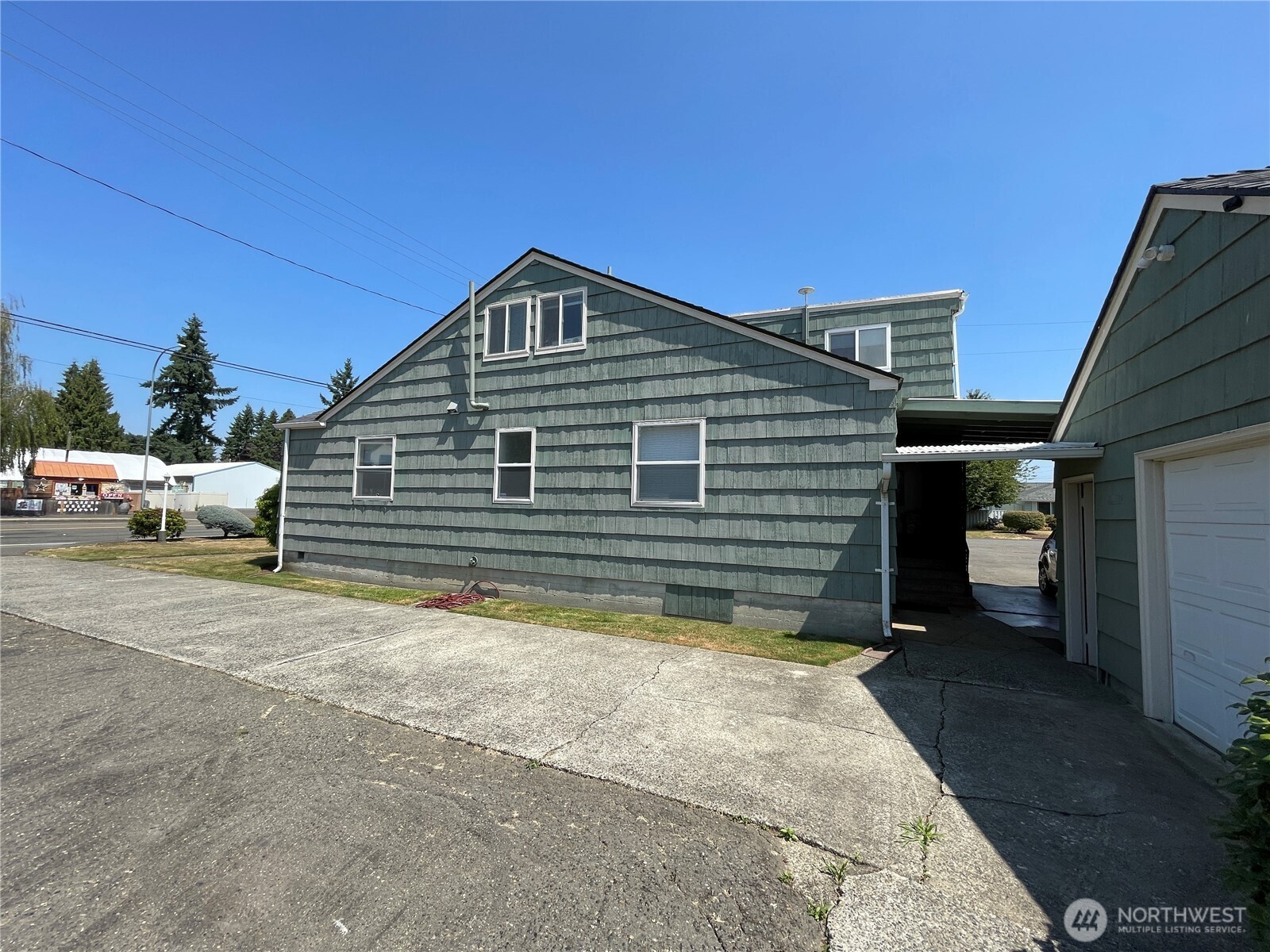 2606 E Main Puyallup WA 98372