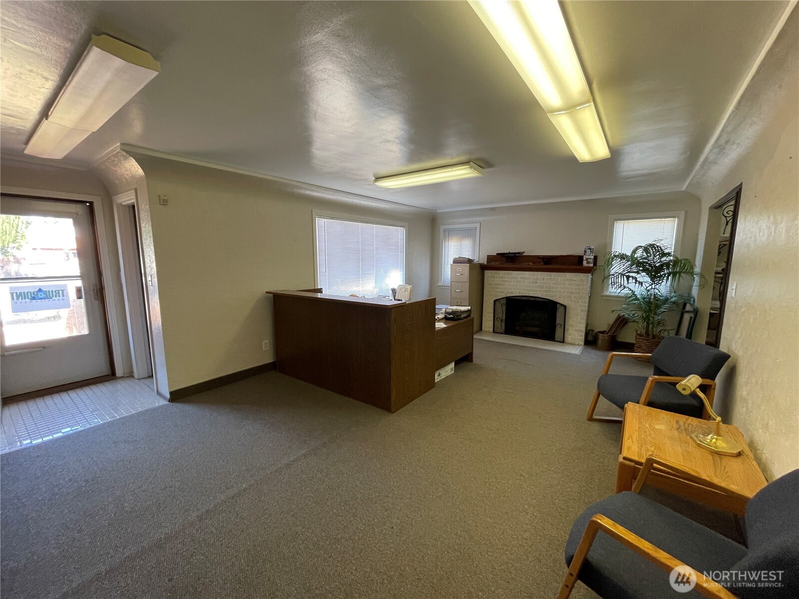 2606 E Main Puyallup WA 98372