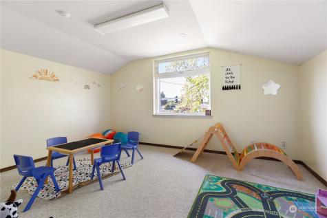 35 SE Ely Street Oak Harbor WA 98277
