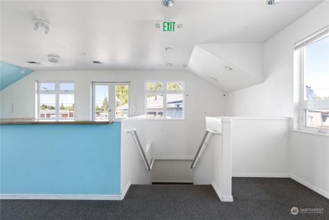 35 SE Ely Street Oak Harbor WA 98277